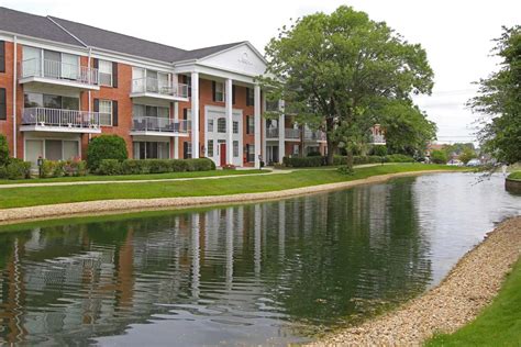 Oakbrook terrace apartments. Versailles On the Lakes/Oakbrook Terrace. Studio–3 Beds • 1–2 Baths. 382–1241 Sqft. 10+ Units Available. Check Availability. We take fraud seriously. If something looks fishy, let us know. Report This Listing. Find your new home at Regency Place Apartments located at 2003 S Meyers Rd, Oakbrook Terrace, IL 60181. 