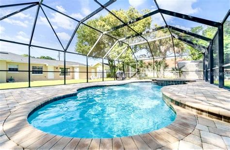 Oakford Park Vacation Homes and Villas with Pools