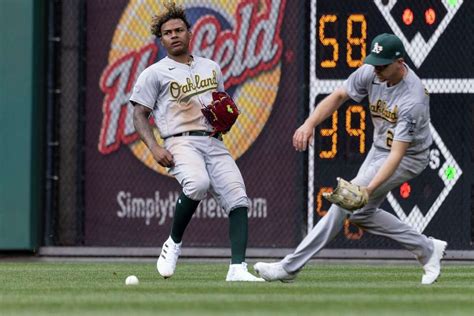 Oakland A’s roster projection: Will it be Pache or Ruiz in center field?