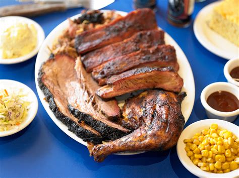 Oakland bbq. Within a matter of years, Matt Horn grew Horn Barbecue from a humble farmer’s market pop-up to a remarkably popular pop-up to a now extremely popular brick and mortar restaurant in Oakland ... 