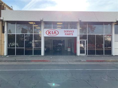 Oakland kia. Oakland Kia offers the full line up of Kia's new and certified pre-owned vehicles, as well as a great selection of other used vehicles of all makes and models. We are also a Kia factory … 