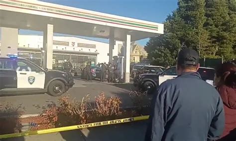 Oakland police investigate fatal shooting near 7-Eleven