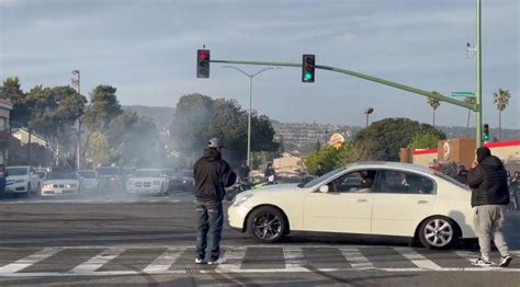 Oakland weekend sideshow at 42nd and International caught on video