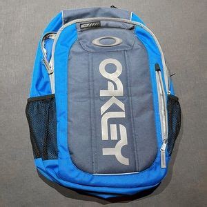 Oakley Backpacks for Men - Poshmark