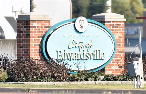 Obituaries edwardsville il.  Bowling of Edwardsville, Illinois.  The Edw...