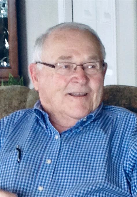 Obituary of Robert "Bob" Milne McCaw Funeral Service