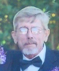 Obituary of Ronald L. Graham Lind Funeral Home