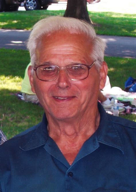 Obituary roberts funeral home.  Call 24/7 for immediate assistance.  LE...