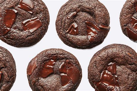 Obscenely Chocolatey Chocolate Cookies – Vanilla Bean