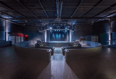 Observatory oc santa ana. Mar 11, 2023 · Located in Santa Ana, the 1,200-capacity venue also features the adjacent 300-capacity Constellation Room where you can catch the next big acts in an intimate setting before they rise to the top. Less than a mile from the I-405 Harbor Blvd exit, Observatory OC is easy to get to and offers premier and premium parking. 