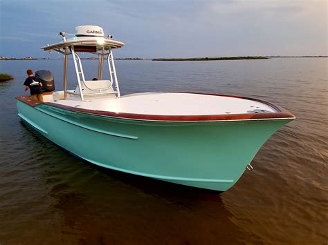 Obx boats. The 2021 Stuart Boat Show was filled with plenty of go-fast center consoles but the boat I personally loved the most was an Express style OBX Boatworks 31 po... 