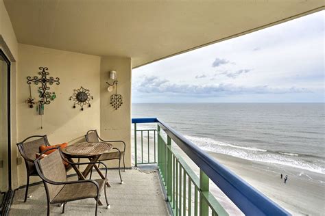 Get the scoop on the 20 condos for sale in Wrightsville Beach, NC. Le