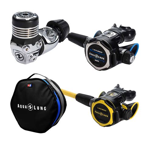 Oceanic scuba Diving regulator set. Diving equipment. With carry …