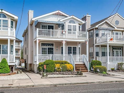 Ocnj zillow. 860 Delancey Pl #1, Ocean City, NJ 08226 is currently not for sale. The 1,018 Square Feet condo home is a 3 beds, 2 baths property. This home was built in 1920 and last sold on 2019-11-25 for $407,000. View more property details, … 