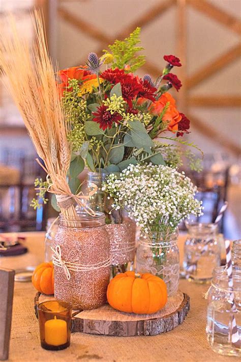 October Wedding Decor: A Guide to Achieving a Festive Autumnal Ambiance