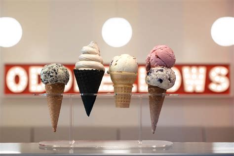 Oddfellows ice cream new york. Former wd~50 pastry chef Sam Mason—of BK dive Lady Jay's and artisanal condiment company Empire Mayonnaise—returns to his sweet roots with this 20-seat ice crea 