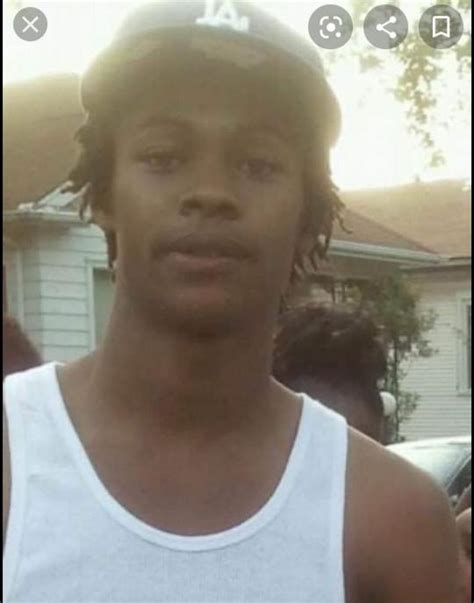 Eight months later, a 20-year-old opposing gang member named Odee Perry was shot to death. Online postings would later report that Barnes had been the “hitta,” though the police would never .... 