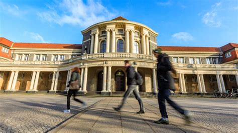 Oekonometrie uni hamburg.  Factors that influence ranking include relevance ...