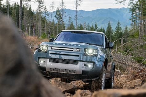 Off road suvs. Ford Endeavor is the old-school SUV that makes its presence felt on the roads. With the advanced Terrain Management System (TMS), this beast of an SUV … 