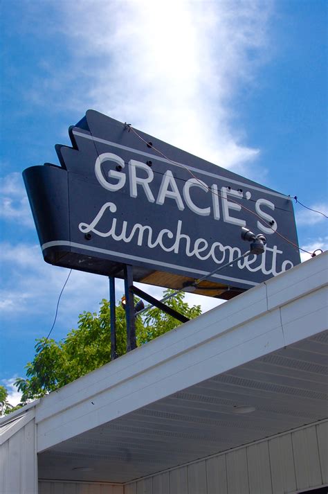 Off the Beaten Path: Gracie's Luncheonette