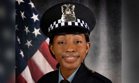 Off-duty Chicago police officer fatally shot after her shift