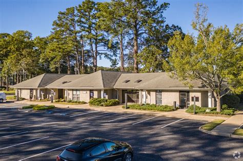 Office Building in 4037-4057 Taylor Road, Chesapeake, VA 23321