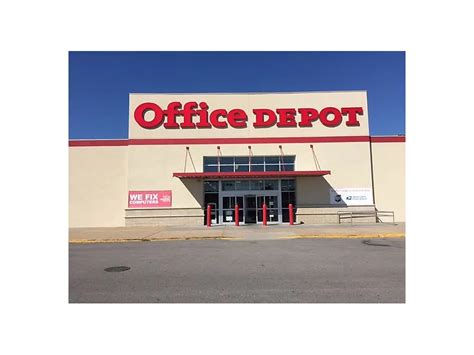 Officemax at 3111 South Glenstone, Springfield, MO 65804: store location, business hours, driving direction, map, phone number and other services.. 