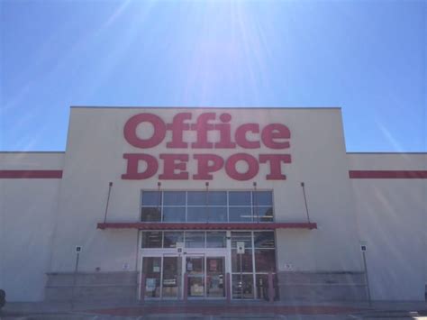 Office depot tyler texas. Address. 5361 SOUTH BROADWAY. Tyler, TX 75703. Print Services. Tech Services. Shredding Services. Furniture Services. Phone. (903) 939-8880. Fax. (903) 939-8881. Store Hours. Open today until 07:00PM. Monday. 08:00AM-07:00PM. Tuesday. 08:00AM-07:00PM. Wednesday. 08:00AM-07:00PM. Thursday. 08:00AM-07:00PM. Friday. 08:00AM-07:00PM. Saturday. 
