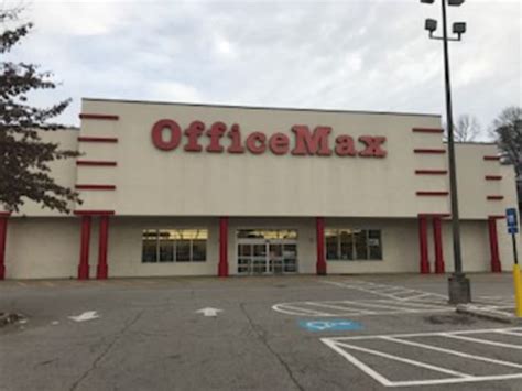 OfficeMax provides services in the field of Off