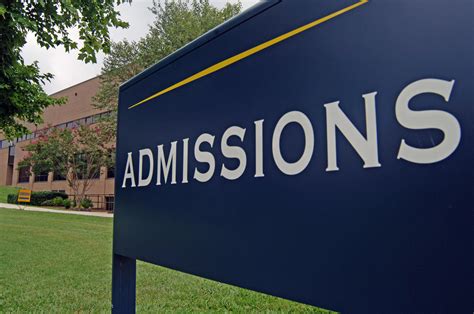 Home Admissions Admissions Find what you’re looking for at Indi