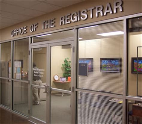 Office of the registrar uiuc. Summer 2023 Undergraduate Course Registration Deadlines. Following are important registration DEADLINES for undergraduate students. The deadline dates are specific to the Part of Term (POT) of the class. The POT designations are shown in the Course Explorer Class Schedule for each specific … 