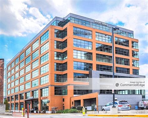 Office space for rent baltimore. Baltimore has 1,578 commercial real estate spaces for lease, representing 14,072,948 sqft space. 497 buildings are available for sale. In the past 30 days, Baltimore has had 40 … 