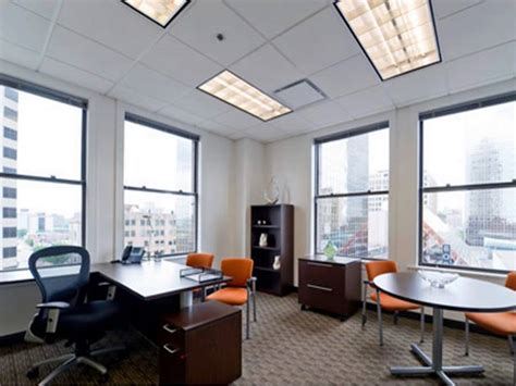 Office space for rent minneapolis. Minnesota office space for rent: browse 2,985 local spaces spanning all use types & locations, with free unlimited searches & intuitive search tools. ... Minneapolis ... 