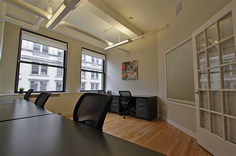 Office space for rent nyc. 156 Fifth Ave. New York, NY 10010. $59.00 - $75.00 USD/SF/YR. 2,500-35,600 SF. 5 Spaces Available. 35,600 SF Contiguous. Built 1894. Historic 13-story office building in the heart of the Flatiron District with distinguished architecture, high-end finishes, and various unit sizes. Office. 