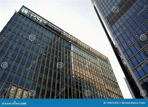 Offices of Bank Holding Companies Industry - IncFact.com