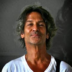 Official Billy Squier Net Worth, Income & Earnings (2024)