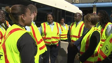 Officials announce new contact agreement for union representing MBTA workers