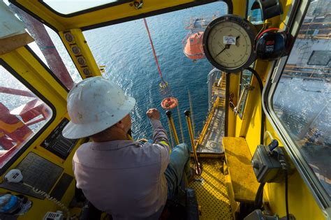 Offshore crane operator jobs.  Our Bulletin Board, Chat Room, Classified...