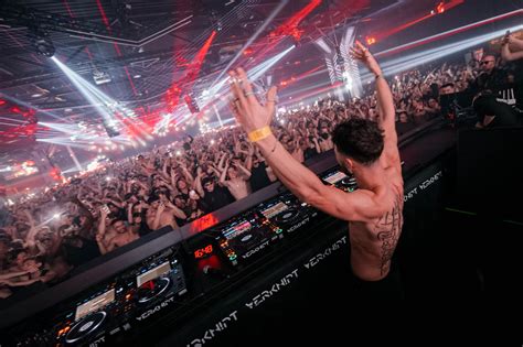 Oguz Halı ve Koltuk Yıkama