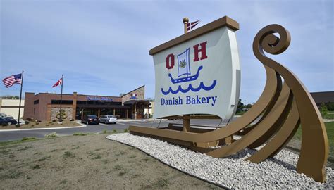 Ohdanishbakery - Milwaukee Journal Sentinel. You know Christmas is coming when Racine-based O&H Danish Bakery announces the flavor of its holiday kringle. This year, it’s fudge, available until Dec. 31. O&H says ...
