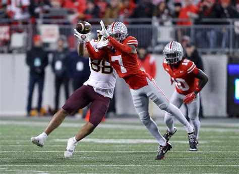 Ohio State bulldozes Gophers in second half of 37-3 blowout