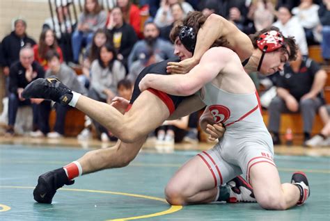 Mentzer will be trying to reach to the Division III state wrestl