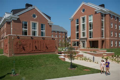 Ohio university housing. 8. Lincoln Hall. Closer to the music and education buildings, Lincoln Hall is ranked higher because of its dorm options, including singles, doubles, triples and even quads for students. There’s ... 
