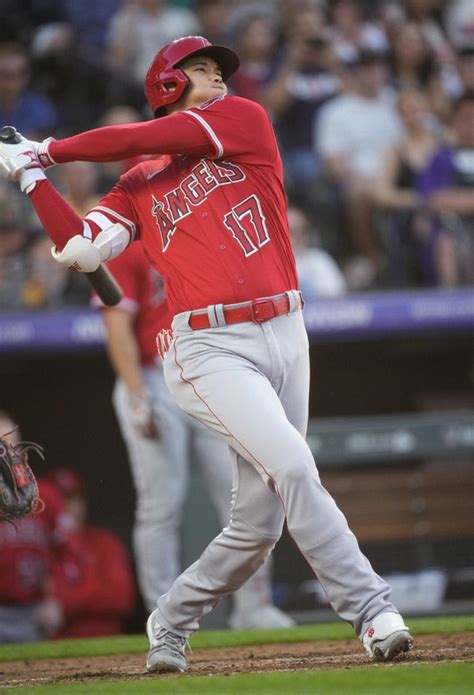 Ohtani hits MLB-best 25th homer, goes back-to-back with Trout, but Díaz rallies Rockies past Angels