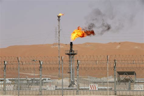 Oil prices spike as Saudi Arabia, Russia extend 1.3 million barrel a day oil cut through December