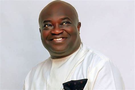Okezie Ikpeazu - Wikipedia