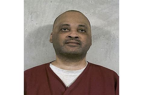 Oklahoma panel denies clemency for man convicted of woman’s 1995 stabbing death