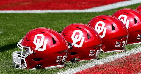 Oklahoma recruiting rankings. The 247Sports rankings are determined by our recruiting analysts after countless hours of personal observations, film evaluation and input from our network of scouts. ... (Oklahoma City, OK) S 6-1 ... 