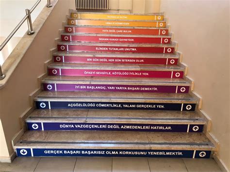 veodersti.rgarabwor.edu.pl. 