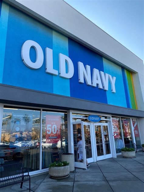 Shop Old Navy in Northridge, CA at Northridge Fashion Center! Old Navy - established in 1994. Come in & enjoy shopping "Old Navy style" as our fun & cheerful staff help you choose something to wear for that barbeque this weekend, that graduation, that date or just to "hang out", Old Navy has it all - and with matching sandals of course.. Old navy.ca